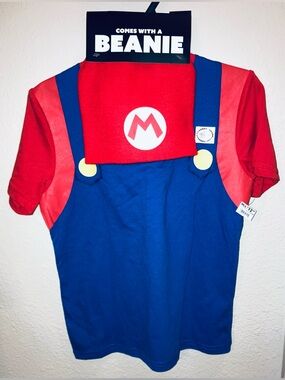 Nintendo Super Mario Bros T-Shirt & Beanie - NEW! Size 7.